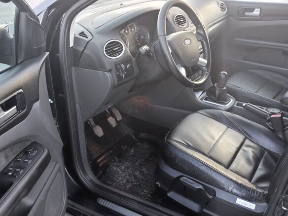 2007 Ford Focus II, чёрный - вид 9