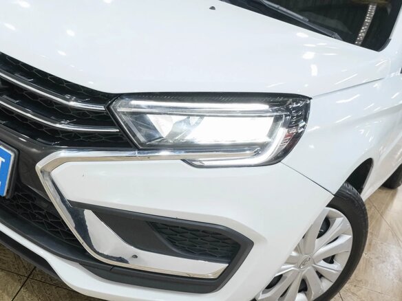 2023 Lada (ВАЗ) Vesta SW I Рестайлинг (NG), белый, 1109000 рублей - вид 7