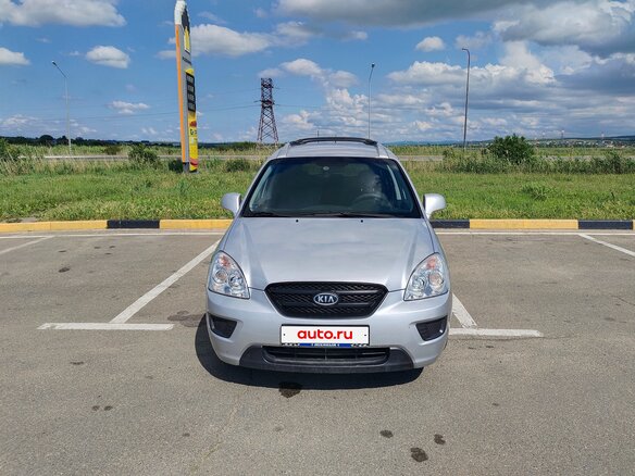 2007 Kia Carens II (UN), серебристый, 1100000 рублей