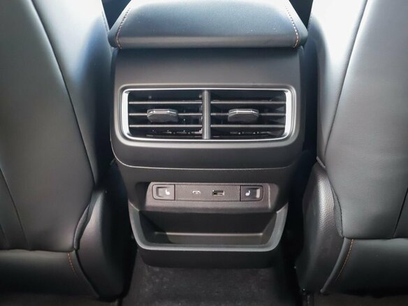 2026 Geely Preface I, белый - вид 13