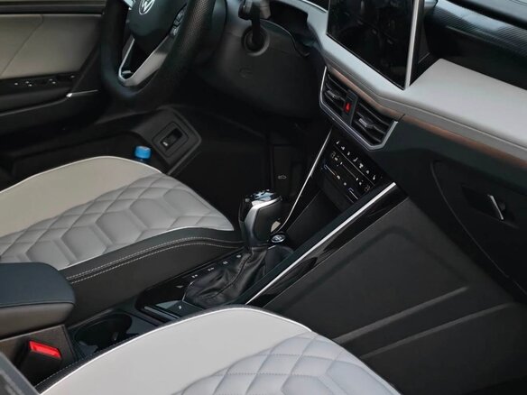 2023 Volkswagen Tayron I Рестайлинг, чёрный, 2500000 рублей - вид 5