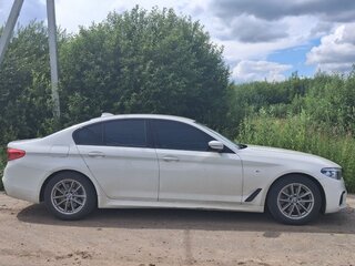 2017 BMW 5 серии 520d xDrive VII (G30/G31/G38), белый, 3100000 рублей, вид 4