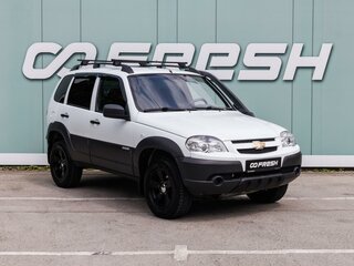 2013 Chevrolet Niva I Рестайлинг, белый, 590000 рублей, вид 1