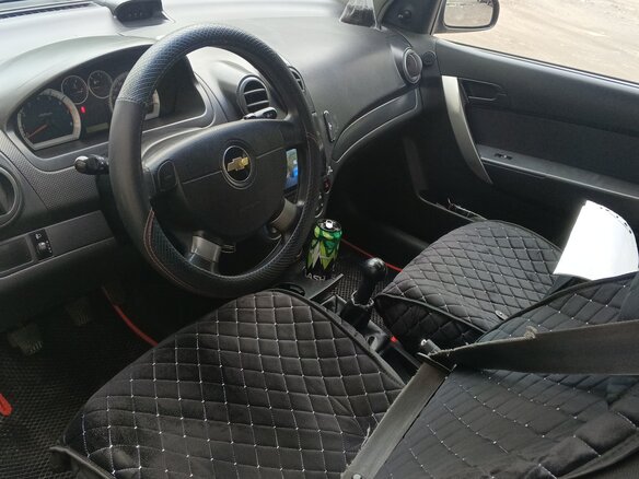 2008 Chevrolet Aveo I Рестайлинг, красный, 390000 рублей - вид 5