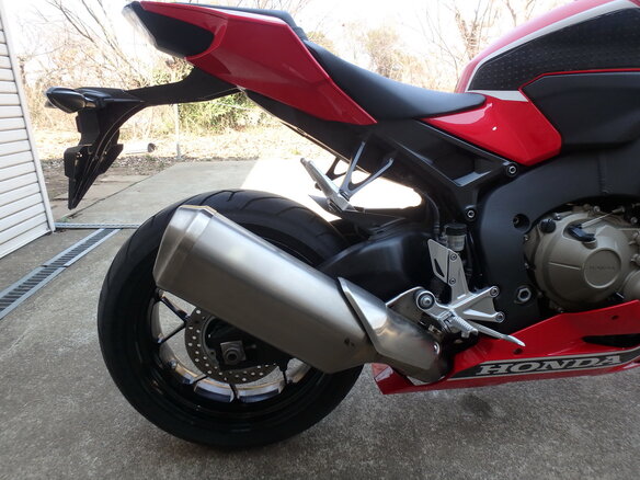 2017 Honda CBR 1000 RR/RA Fireblade, красный, 1330000 рублей - вид 12