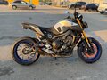 2018 Yamaha MT-09 (FZ-09), серый, 1020000 рублей - вид 2