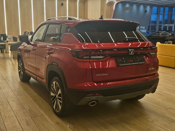 2024 Changan CS35 Plus I Рестайлинг, красный, 2709900 рублей - вид 5