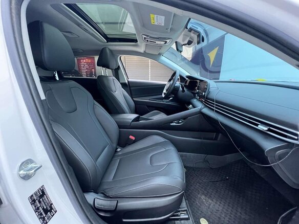 2022 Hyundai Elantra VII (CN7), белый - вид 15