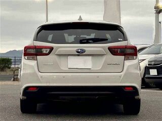 2023 Subaru Impreza V Рестайлинг, белый, 1150000 рублей, вид 4