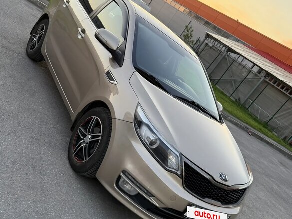2015 Kia Rio III Рестайлинг, бежевый, 830000 рублей - вид 17