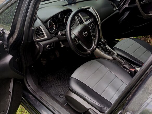 2011 Opel Astra J, чёрный, 680000 рублей - вид 5