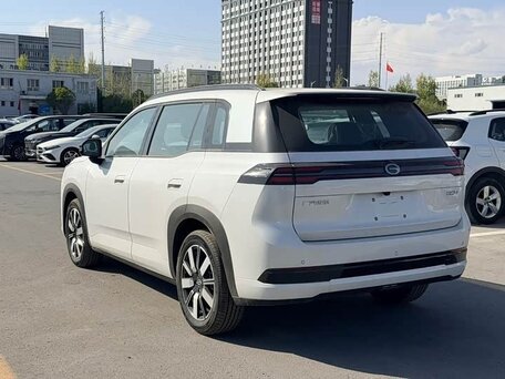 2026 GAC Trumpchi GS4 III, белый, 2200000 рублей, вид 4