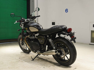 2021 Triumph Street Twin, чёрный, 820000 рублей, вид 2