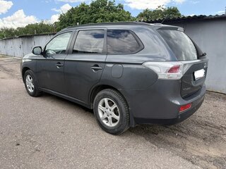 2013 Mitsubishi Outlander III, серый, 1300000 рублей, вид 4