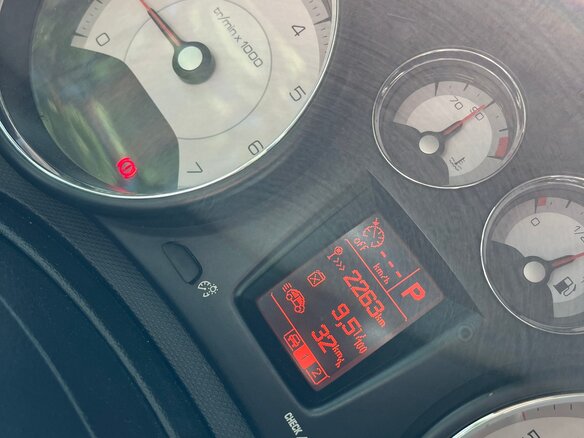 2008 Peugeot 308 I, чёрный, 555000 рублей - вид 13