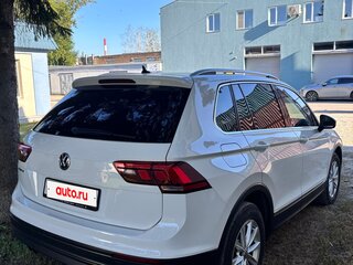 2018 Volkswagen Tiguan II, белый, 2050000 рублей, вид 3