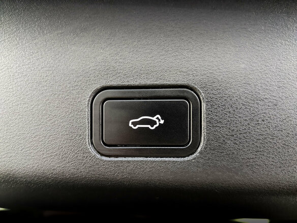 2023 Geely Monjaro I, серый, 3375000 рублей - вид 26