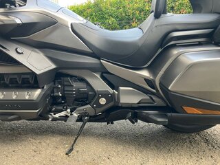 2018 Honda GL 1800 Gold Wing, серый, 2590000 рублей, вид 3