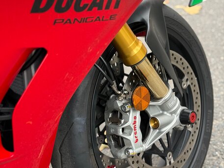 2022 Ducati Panigale V4, красный, 2500000 рублей, вид 4