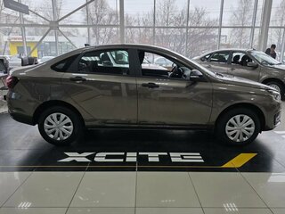 2026 Lada (ВАЗ) Vesta I Рестайлинг (NG), коричневый, 1601000 рублей, вид 5