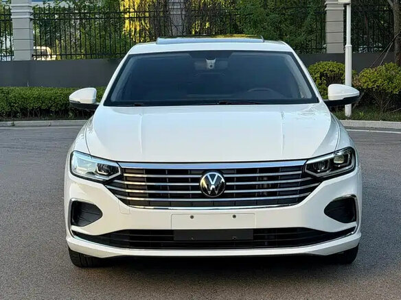 2022 Volkswagen Lavida III Рестайлинг, белый, 1180004 рублей - вид 1