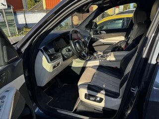 2019 BMW X7 30d I (G07), серый, 6850000 рублей, вид 4