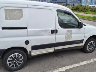 2010 Citroen Berlingo I Рестайлинг, белый, 225000 рублей, вид 2