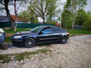 2006 Renault Laguna II Рестайлинг, чёрный, 290000 рублей, вид 2