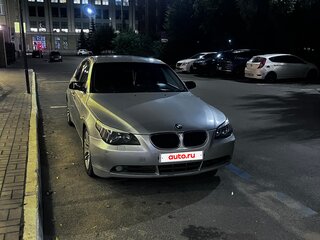 2005 BMW 5 серии 530d V (E60/E61), серебристый, 850000 рублей, вид 2