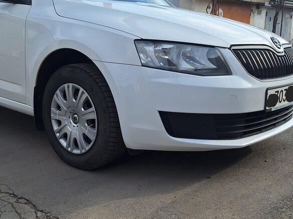 2014 Skoda Octavia III (A7), белый, 1230000 рублей - вид 4