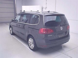 2015 Volkswagen Sharan II Рестайлинг, чёрный, 878000 рублей, вид 2