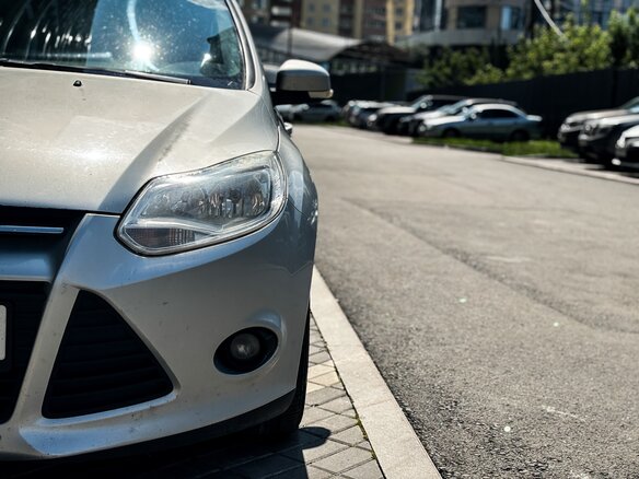 2014 Ford Focus III, серебристый, 760000 рублей - вид 16