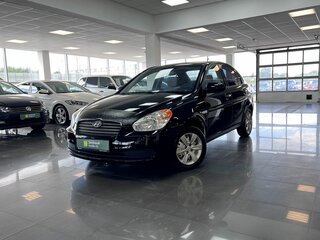 Hyundai Verna II