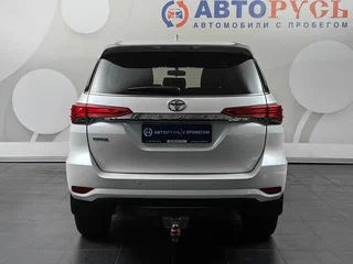 2018 Toyota Fortuner II, белый, 3258000 рублей, вид 4