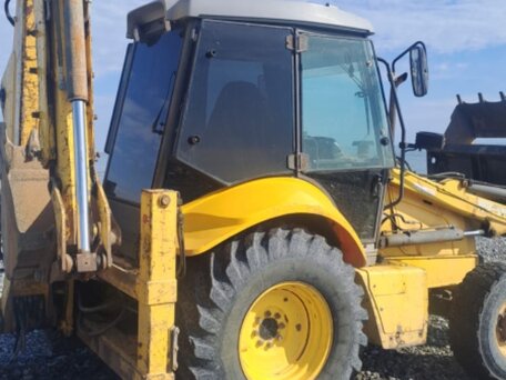2007 New Holland LB95, жёлтый, 2650000 рублей, вид 2