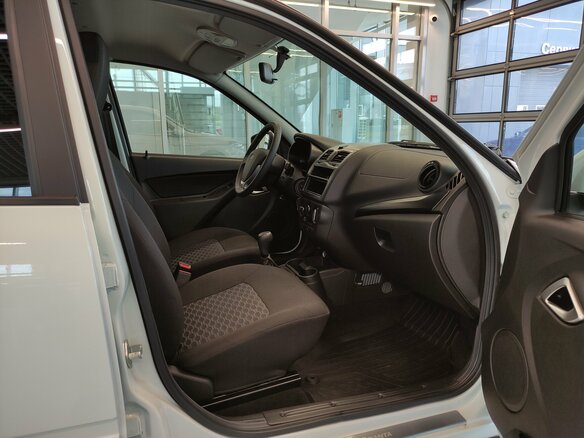2026 Lada (ВАЗ) Granta I Рестайлинг, белый, 1068000 рублей - вид 9