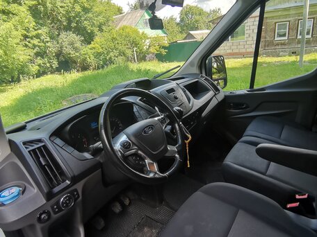 2020 Ford Transit, белый, 5600000 рублей, вид 4