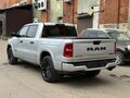 2026 Ram 1500 Crew Cab V Рестайлинг, серебристый, 9680000 рублей - вид 6