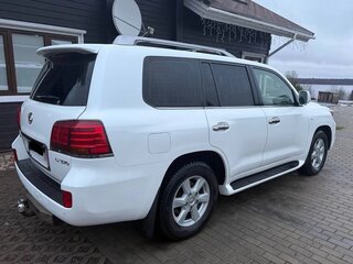 2011 Lexus LX 570 III, белый, 4800000 рублей, вид 3