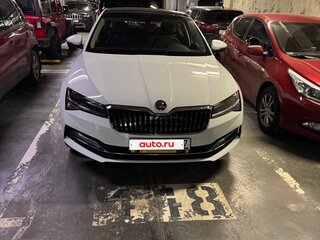 2025 Skoda Superb III Рестайлинг, белый, 3420000 рублей, вид 3