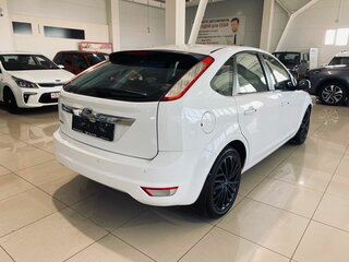 2008 Ford Focus II Рестайлинг, белый, 750000 рублей, вид 5