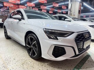 2022 Audi A3 Sportback 35 TFSI IV (8Y), белый, 2050000 рублей, вид 3