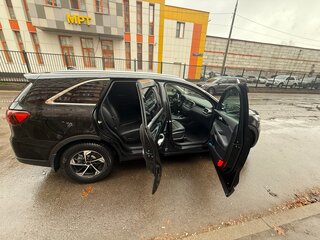 2020 Kia Sorento III Prime Рестайлинг, чёрный, 2500000 рублей, вид 4