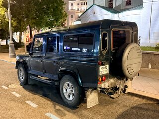 2012 Land Rover Defender 110 I Рестайлинг, зелёный, 2499000 рублей, вид 2