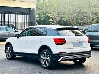 2020 Audi Q2 L e-tron I, белый, 1445000 рублей, вид 4