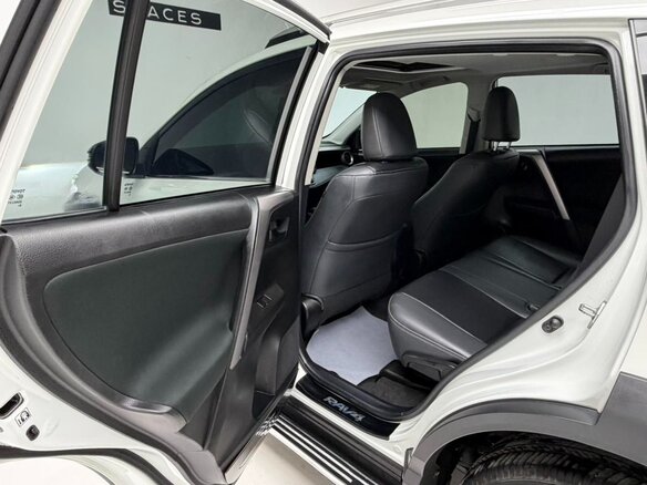 2016 Toyota RAV4 IV (XA40) Рестайлинг, белый - вид 10
