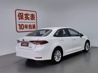 2021 Toyota Corolla XII (E210), белый, 1670000 рублей, вид 3