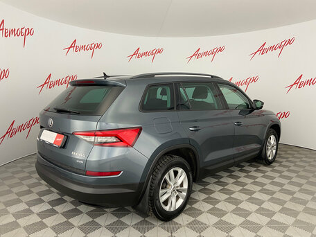 2017 Skoda Kodiaq I, серый, 2200000 рублей, вид 5