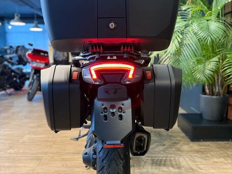 2026 BMW R 1300 RT, чёрный, 3750000 рублей, вид 5