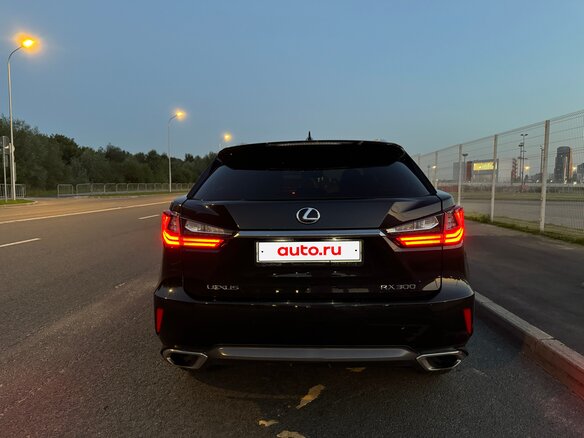 2018 Lexus RX 300 IV, чёрный, 4600000 рублей - вид 5
